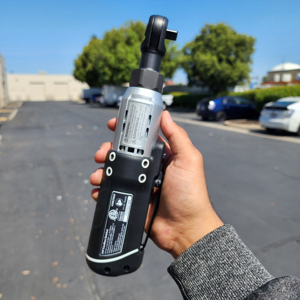 12 Volt 3/8 Drive Cordless Ratchet 12 Volt 3/8 Drive Cordless Ratchet